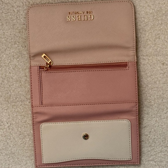 Two-tone Pink Guess Full-size Wallet - Picture 5 of 6